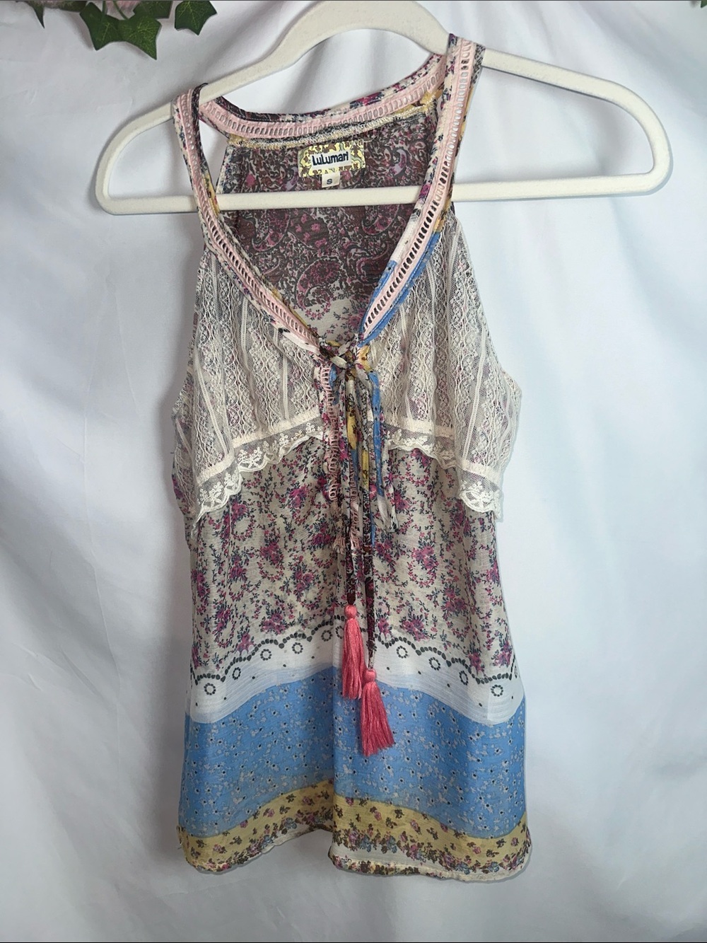 Lulumari Lace-Trim Floral Tassel Tank Top in Cream, Pink & Blue